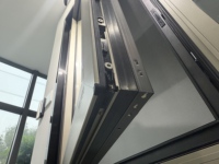 Système de mur-rideau à persiennes en alliage d'aluminium à rupture de pont thermique intégré pour architecture moderne avec fenêtre en verre trempé