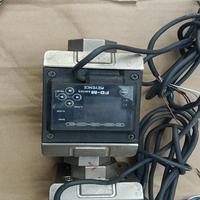 Sensor de Flujo Térmico FD-M10AT 24VDC PNP Analógico RS-232 para Monitoreo de Flujo de Aire Comprimido y Líquidos en Procesos