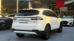 2025 G WM WEY Latte Hi4 AWD SUV Híbrido - Product Image 5