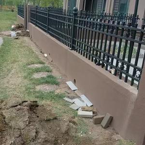 आवासीय आउटडोर पुराने डिजाइन काले और बाहरी बिक्री कुत्ते स्पेनिश ग्रिल्स मूल्य डिजाइन दबाया स्टील बाड़ - Product Image 3