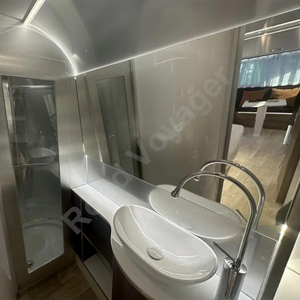 Remolque <span class=keywords><strong>de</strong></span> Viaje Todoterreno 4x4 <span class=keywords><strong>de</strong></span> Aluminio Moderno con Suspensión Independiente, Caravana Personalizable para Acampar al Aire Libre - Product Image 2