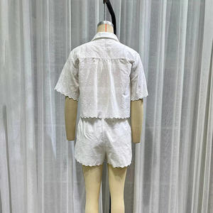 Conjunto de dos piezas con bordado tejido informal para mujer, conjunto de camisa de manga corta con cuello y pantalones cortos de pierna recta, novedad de verano al por mayor - Product Image 5