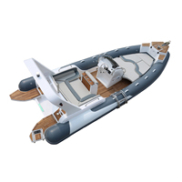 Bateau de pêche Ce Aéroglisseur Bateau à rames Canoë Barche Pedal Patrol Bateau à côtes gonflables avec moteur