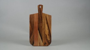 Planche à découper en bois artisanale de qualité supérieure, solide et élégante pour les chefs professionnels et les cuisiniers amateurs, durable pour l'utilisation des légumes - Product Image 3