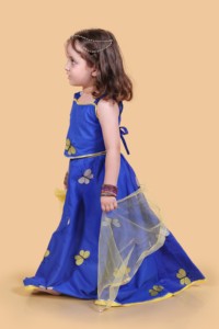 Conjunto de Lehenga y Blusa de Algodón para Niñas Titrit con Bordado a Mano, Listo para Usar, con Dupatta - Product Image 2