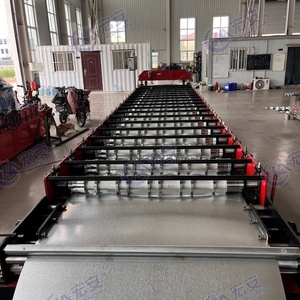Machine automatique économique pour la fabrication de panneaux de toiture en acier et tôles colorées, idéale pour les startups - Product Image 2