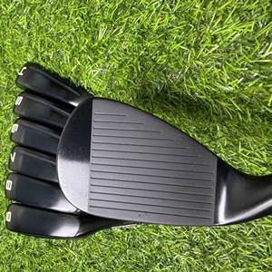 2025 dernier modèle <span class=keywords><strong>Golf</strong></span> <span class=keywords><strong>fer</strong></span> ensemble blanc hommes <span class=keywords><strong>fer</strong></span> ensemble noir droitier 4-P LOGO personnalisable - Product Image 2