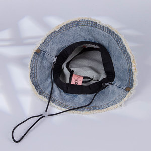 Mùa Hè Mát Mẻ Phụ Nữ Của Xô Mũ Dễ Thương Phim Hoạt Hình Thêu Kem Chống Nắng KT Denim Chất Liệu Mũ Quà Tặng Của Quý Vị Cảm Hứng Từ Hello Kitty - Product Image 5