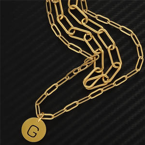 Hip-Hop Street Shot Collar fino de acero inoxidable Personalizado Capital <span class=keywords><strong>A</strong></span> <span class=keywords><strong>a</strong></span> Z 26 Letra Collar de doble capa Unisex - Product Image 4