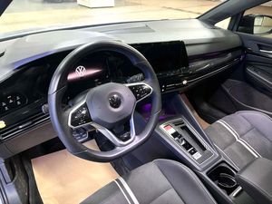 Vehículos de <span class=keywords><strong>Segunda</strong></span> <span class=keywords><strong>Mano</strong></span> 2021 2022 2023 para FAW <span class=keywords><strong>Volkswagen</strong></span> <span class=keywords><strong>Golf</strong></span> <span class=keywords><strong>8</strong></span> <span class=keywords><strong>8</strong></span>.5, Volante a la Izquierda, Gasolina, Autos Usados Económicos - Product Image 5