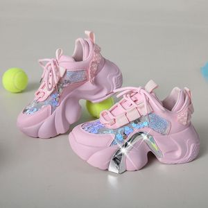 รองเท้าผ้าใบแฟชั่นผู้หญิงประดับเลื่อม หนังแท้ สไตล์ลำลอง - Product Image 5