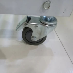 モダンスタイル両面鉄布ラック4輪付きロール生地ディスプレイハンガー4輪付き - Product Image 6