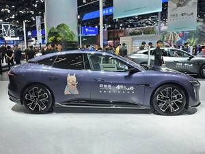 Avatr 06 2025, berline électrique à autonomie ultra-étendue, design élégant avec faible consommation d'énergie pour les conducteurs soucieux du luxe - Product Image 2