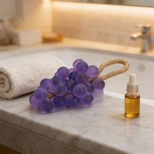 <span class=keywords><strong>Savon</strong></span> Solide Artisanal Écologique en Forme de Grappe de Raisin, Texture Réaliste, Parfum Naturel de Fruit, <span class=keywords><strong>Base</strong></span> en Corde, Transparent - Product Image 3