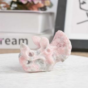 Crânes en cristal de 60 mm de haute qualité en gros, style vintage, crânes triangulaires sculptés en pierres précieuses pour la décoration de voitures et de maisons - Product Image 5