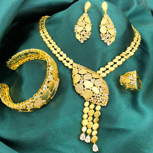 ชุดเครื่องประดับหรูหรา T143A แบบ 4 ชิ้น ประดับพู่ห้อย ดีไซน์ใหม่ทันสมัย ประดับเพชรคิวบิกเซอร์โคเนีย สำหรับผู้หญิง งานแต่งงาน เจ้าสาว สไตล์อินเดีย ไอเดียของขวัญสุดเพอร์เฟกต์ - Product Image 1