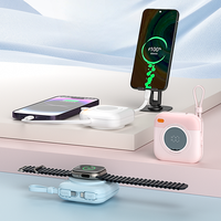 Angepasste 10000mAh 2-in-1 Mobile Powerbank Telefonladegerät Tragbares Schnelllade-Magnetisches Kabelloses Powerbank mit Kabeln