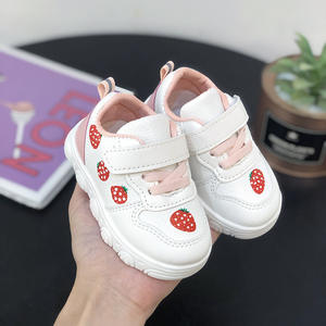 Großhandel Custom Sport Weiße Kinder Turnschuhe oft Sohlen Anti-Rutsch-Babys chuhe Mode Mädchen Atmungsaktiv Lässige Kleinkinds chuhe - Product Image 4