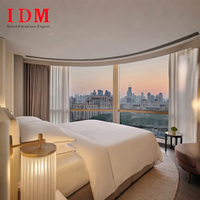 Ensemble de meubles de chambre d'hôtel en bois massif IDM - Solution clé en main moderne et écologique pour hôtels et appartements