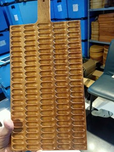 Bandejas DE SERVICIO DE MADERA personalizables de diseño hecho a mano con madera múltiple de Blue Lotus Farm - Product Image 2