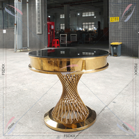 Tables rondes de luxe d'anniversaire de gâteau d'or d'acier inoxydable avec le verre pour des mariages et des événements