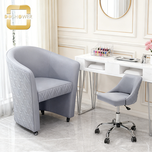 Set di Sedie per Clienti e Tecnici con Poltrona Lounge Grigia per Salone di Bellezza e Spa - Product Image 1