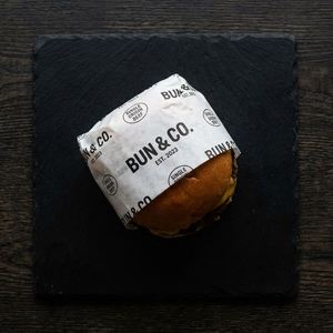 Papel de Grado Alimenticio Impermeable y Antigrasa con Revestimiento de PE, Imprimible con Flexografía, para Envolver Sándwiches, Pasteles, Hamburguesas, Galletas, Bocadillos y Comida para Llevar - Product Image 3