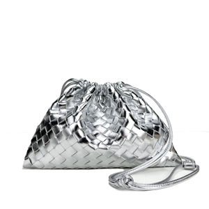 Bolso de Mano Elegante para Mujer, de un Solo Hombro, con Cierre Magnético y Cordón, Nuevo y Moderno, de Piel Vacuna con Cordón de Diamantes, de Lujo - Product Image 3