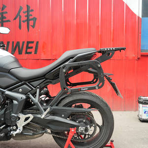 Porte-bagages latéral pour <span class=keywords><strong>moto</strong></span> <span class=keywords><strong>Triumph</strong></span> Trident 660, porte-bagages pour sacoches, porte-bagages supérieur et porte-bagages arrière en alliage d'aluminium, pièces de modification - Product Image 2