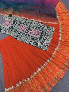 Sabyasachi Diseñador Heavy Georgette Lehenga Choli para boda india con Chaniya Choli blanco. Diseñador indio Haldi, boda - Product Image 3