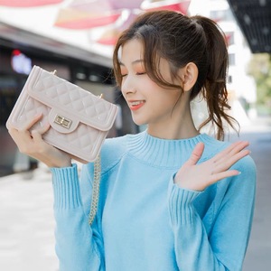 Bolso de Hombro Personalizado de Moda con Cadena, Bolso Bandolera de Gelatina, Mini Bolso de Viaje para Niñas para Lápiz Labial Tanjing - Product Image 4