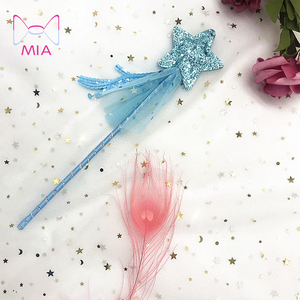 Heiß begehrter, bezaubernder, traumhafter Feenstab mit fünfzackigem Stern – Zauberstab für Kinder, Mädchen-Geburtstagsgeschenk, Party, Halloween, Prinzessinnen-Cosplay-Requisiten - Product Image 6