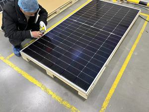 เทคโนโลยีล่าสุด <span class=keywords><strong>Jinko</strong></span> แผงเซลล์แสงอาทิตย์แบบสองหน้า Tiger Neo 585 วัตต์ JKM585N-72HL4-BDV แผงเซลล์แสงอาทิตย์แบบกระจกคู่ - Product Image 2