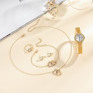 Nouvel ensemble de montres pour femmes, montre-bracelet à quartz de luxe incrustée de diamants, bracelet en acier inoxydable tendance, ensemble de bijoux élégants pour femmes - Product Image 5