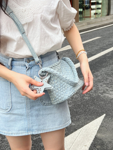 Sac à main coréen en toile tissée fait main pour femme, fermeture magnétique, compact, portable, mode, pour le quotidien, les rendez-vous, le shopping urbain - Product Image 2