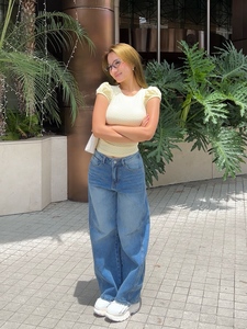 Jeans de mujer con pierna curva – Artículo de moda que realza la figura. Disponible en tallas S-XXL desde Vietnam. - Product Image 3