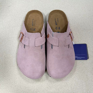 Mules classiques de luxe en daim et liège, style Birkenstock, de haute qualité, personnalisables, en promotion - Product Image 1