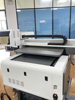 Nueva Impresora UV de Cama Plana 6090 con Cabezal de Impresión XP600, Tamaño de Impresión 9060, Compatible con Tarjetas y Materiales Flexibles, Impresión sin Bordes