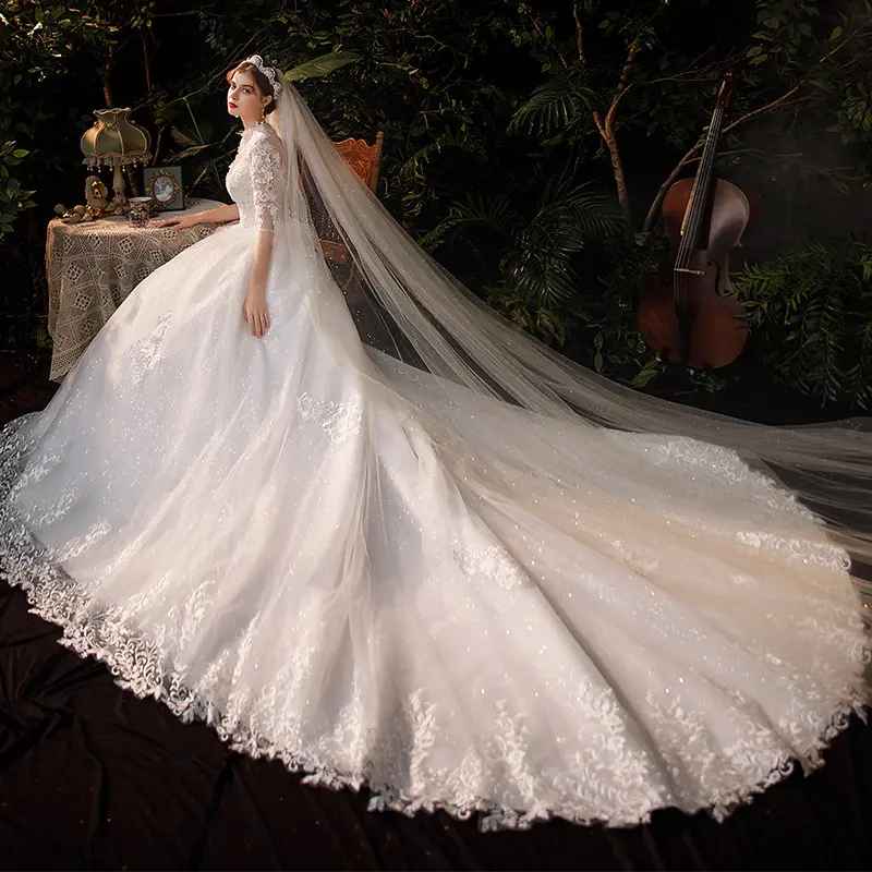 Abito da sposa lungo di lusso 2024 nuovo profondo scollo a V con strascico con strascico semplice con braccio spesso abito da sposa