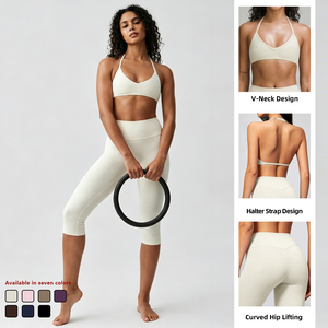 Conjunto de Yoga Personalizado para Mujer: Top Halter Sin Espalda de Secado Rápido y Leggings Capri con Control Abdominal y Efecto Levanta Glúteos – Premium para Gimnasio y Fitness - Product Image 3
