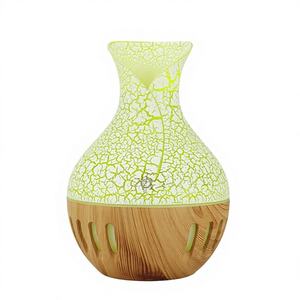 Mini humidificateur créatif en forme de pétale, 0,5 L, alimenté par USB, atomiseur de bureau pour la maison, le bureau ou comme cadeau - Product Image 3