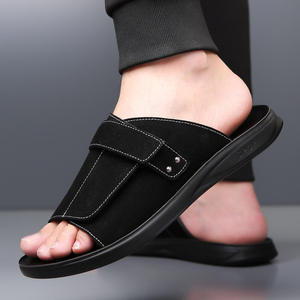 Sandales plates d'été pour hommes, style mode, couleur unie, avec boucle, en cuir léger, pour jeunes hommes, plage et marche en extérieur - Product Image 4