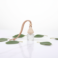 Diffuseur d'huiles essentielles suspendu de 8 ml, flacon de parfum pour voiture de haute qualité, élégant et premium, avec décoration givrée, rafraîchisseur d'air.