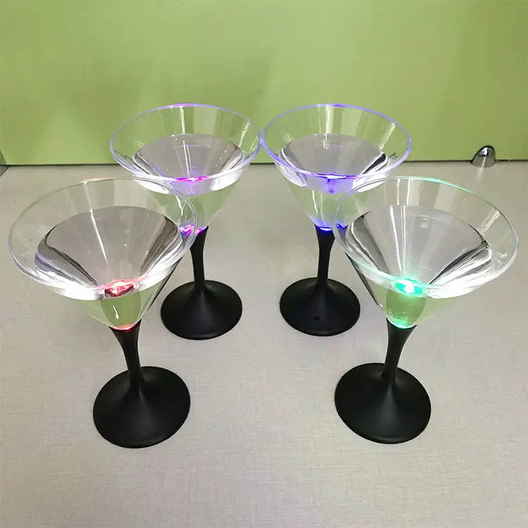 Hot selling bar used custom plastic led flashing cup led champagne drinking cups