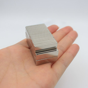 Aimant en <span class=keywords><strong>n</strong></span>éodyme super bloc 30x10x2mm, aimants en terre rare, barres magnétiques 30mm 10mm 2mm, bloc magnétique Imane, feuille 30 * 10 * 2 <span class=keywords><strong>mm</strong></span>, <span class=keywords><strong>n</strong></span>éodyme - Product Image 6
