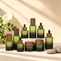 Flacon en verre vert foncé dégradé personnalisé avec couvercle en bois de zèbre, 30g-120ml, flacon compte-gouttes pour crème, flacon pulvérisateur, conteneur cosmétique recyclable