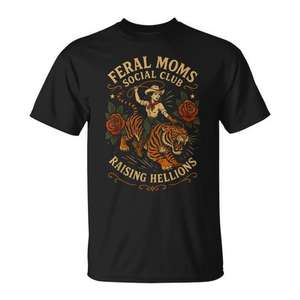 Camiseta vintage del club social Feral Moms, diseño retro de vaquera del oeste, camiseta gráfica Raising Hellions - Product Image 1