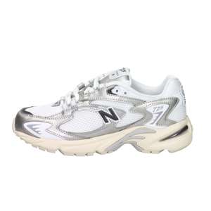 Zapatillas New Balance ML725CG Blancas y Plateadas, Tacón de 4 cm, Parte Superior de Malla Acolchada, Suela de Goma, Estilo Baloncesto - Product Image 1