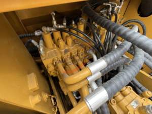 รถขุดตีนตะขาบ320D ตีนตะขาบที่ใช้320D2 20ton แกนมอเตอร์เครื่องยนต์และแบริ่งดั้งเดิม - Product Image 6