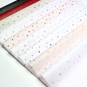 Papel de seda con estampado de estrellas y luna en dorado, papel de regalo con diseño floral para floristería - Product Image 5